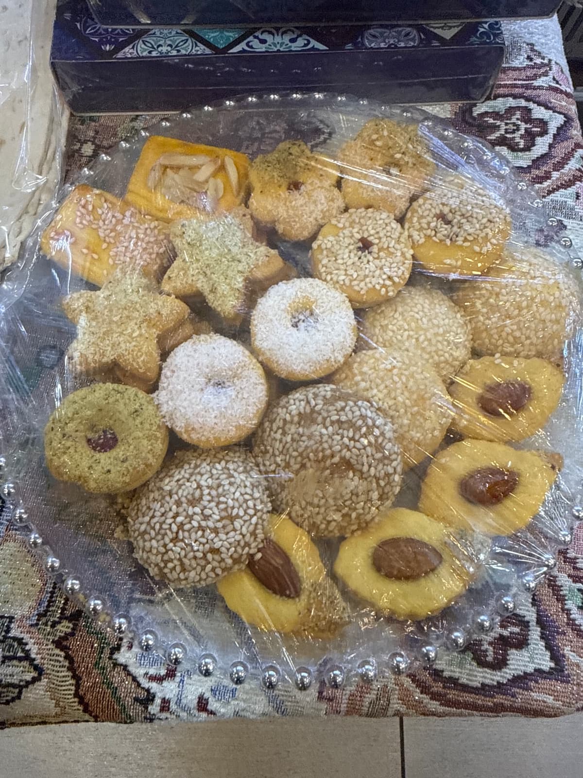 Festive Gift Tray