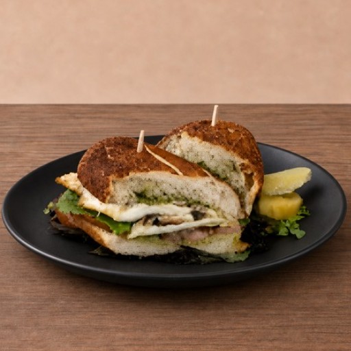 Chicken Almond Pesto